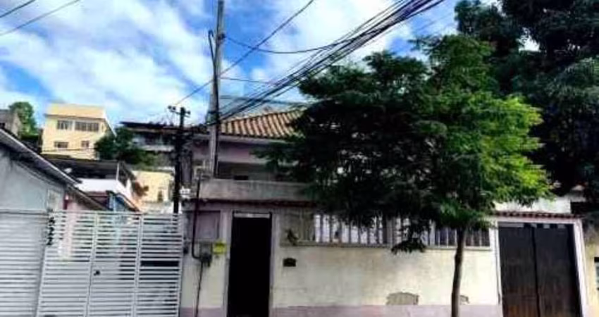 Casa , com 3 quartos no Pechincha em Jacarepaguá