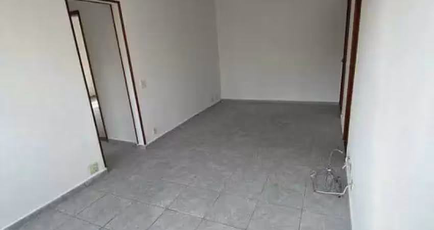 Apartamento , com 2 quartos , na freguesia de jacarepaguá