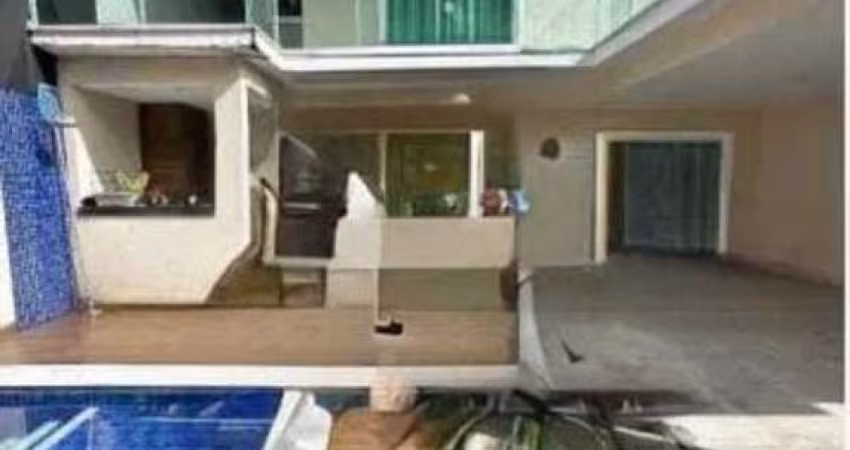 Casa Duplex , com 4 Quartos em Vargem Pequena