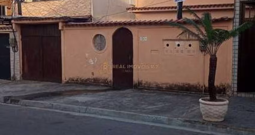 Vendo Terreno , com 4 Casas na Curicica