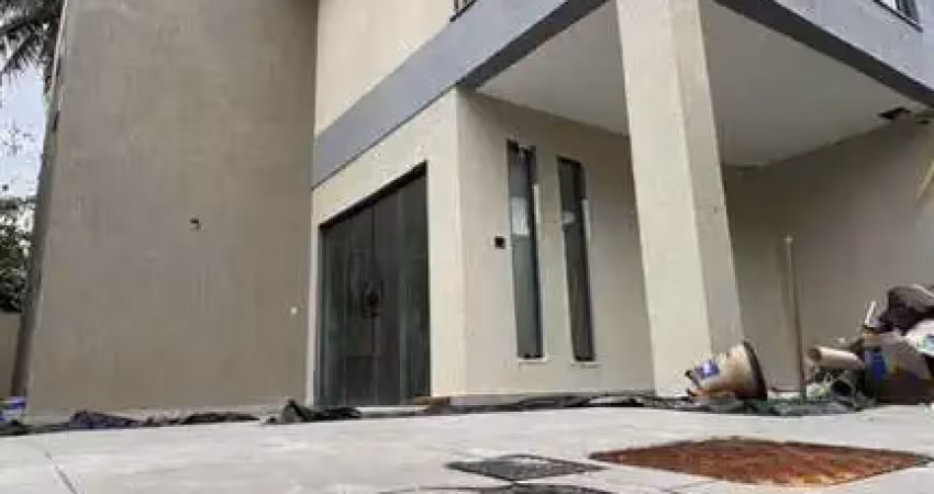 Casa , com 4 Quartos, 2 suítes em vargem Grande