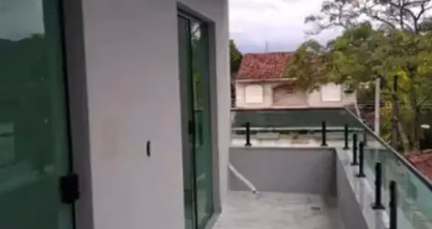 Casa triplex , com 3 quartos no Pechincha em Jacarepaguá