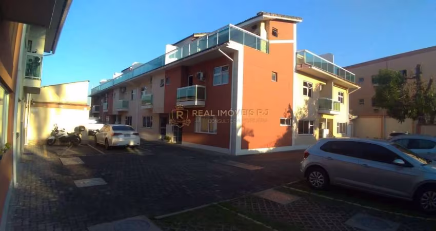 Casa Triplex 3 quartos com Terraço em Jacarepaguá