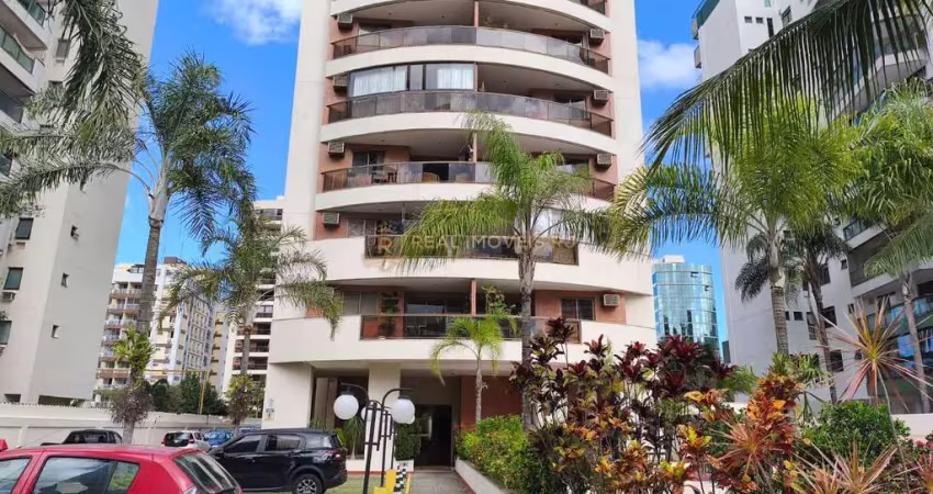 Apartamento 2 quartos com suíte na rua aroazes barra olímpica