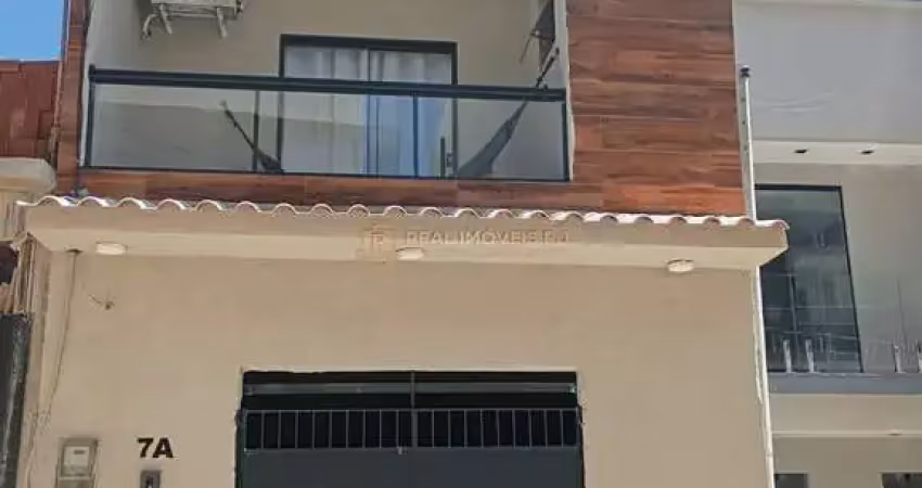 Casa taquara 3 andares 3 quartos 3 vagas, estrada outeiro santo