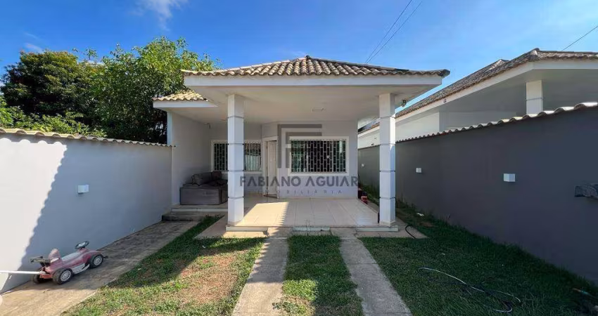 Casa em Araruama, 2 quartos (1 suíte) - R$ 380.000,00 - Coqueiral