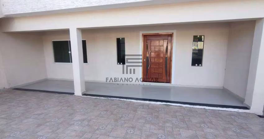 Casa em Araruama, 3 Quartos (1 suítes) – R$ 598.000,00 - Centro