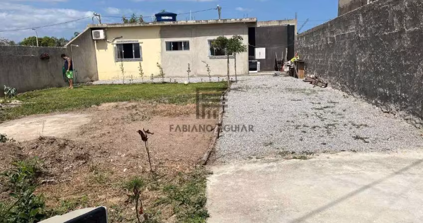 Casa em araruama - 1 quarto - r$ 130.000,00 - condomínio alpha beach