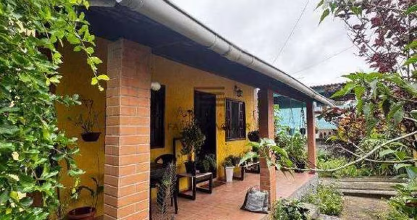 Casa em Araruama (2 Quartos) - R$ 280.000,00 - Xv de Novembro