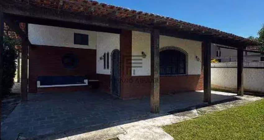 Oportunidade! Casa em Condomínio na Orla de Araruama – 4 Quartos ( 2 Suítes) – Ponte dos Leites – R$ 320.000,00