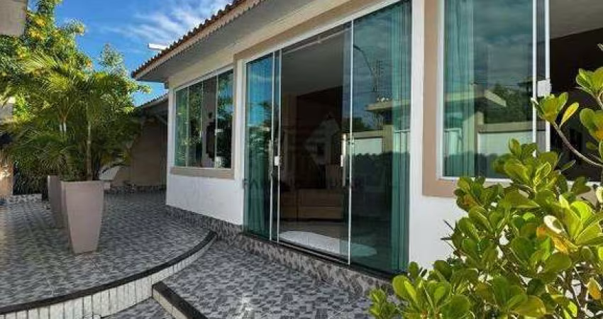 Casa em Araruama - (5 Quartos - 4 Suítes) - R$ 1.300.000,00 - Pontinha