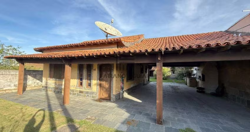 Casa em Araruama (2 quartos - 1suite) - R$ 600.000,00 - Areal
