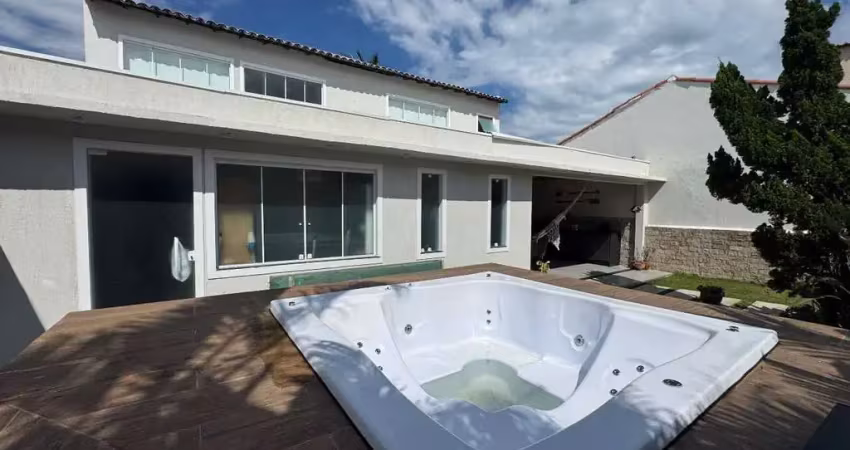 Casa mobiliada em são pedro da aldeia, 3 quartos ( 1 suíte ) - r$ 850.000,00 - condomínio casamares