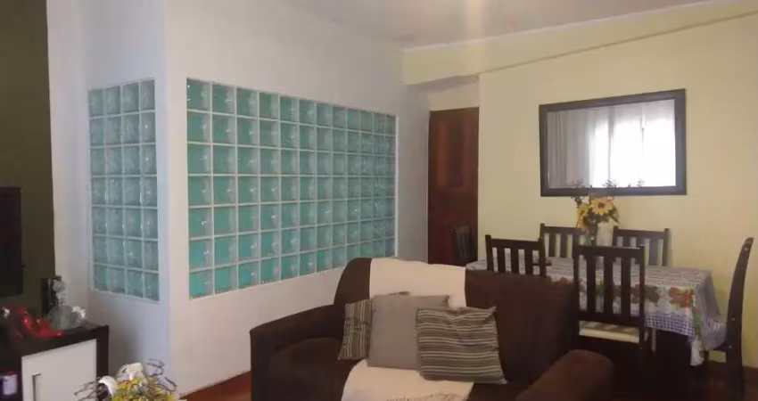 Casa para venda com 3 dormitórios na cidade tiradentes.