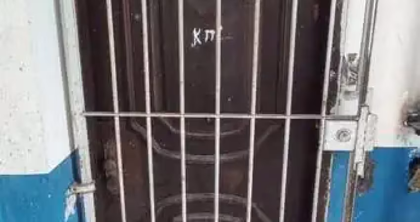Vende-se apartamento dois dormitorios cidade tiradentes