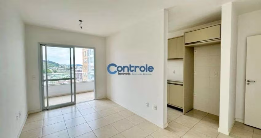 SM,Apartamento de 03 dormitórios com suite em Palhoça.