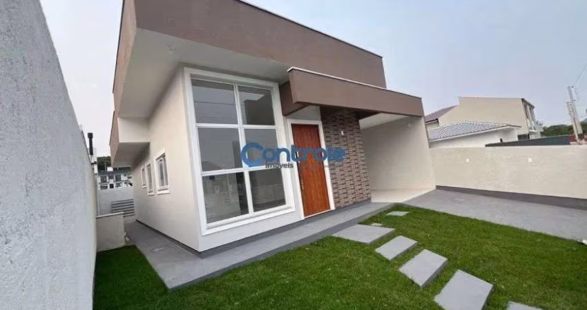 Casa com 03 dormitórios sendo 01 suíte, bairro Lisboa III - São Jose - SC