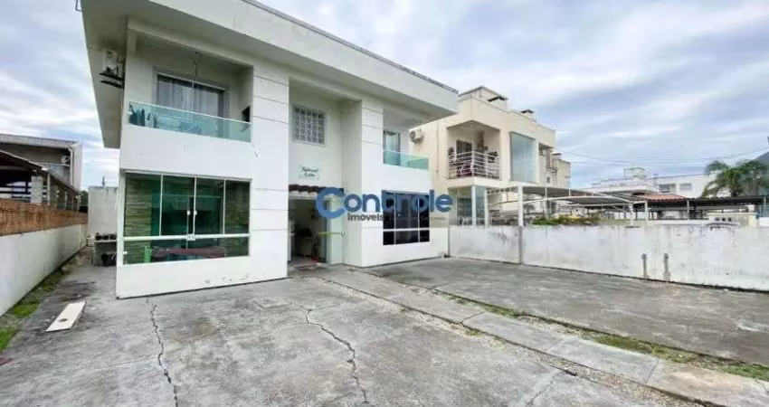 TB/Apartamento de 2 quartos mobiliado no Bairro Alto Aririu - Palhoça