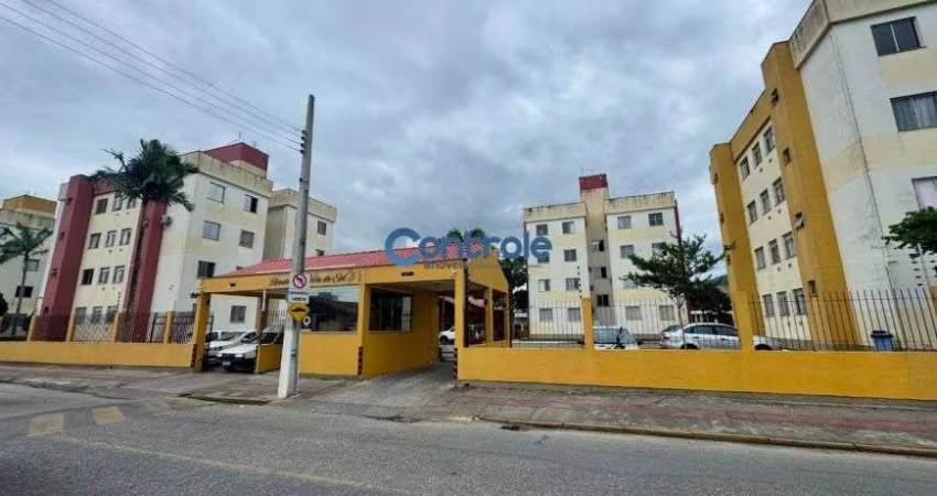 Apartamento c/ 02 dormitórios no bairro Rio Caveiras, Biguaçu/SC