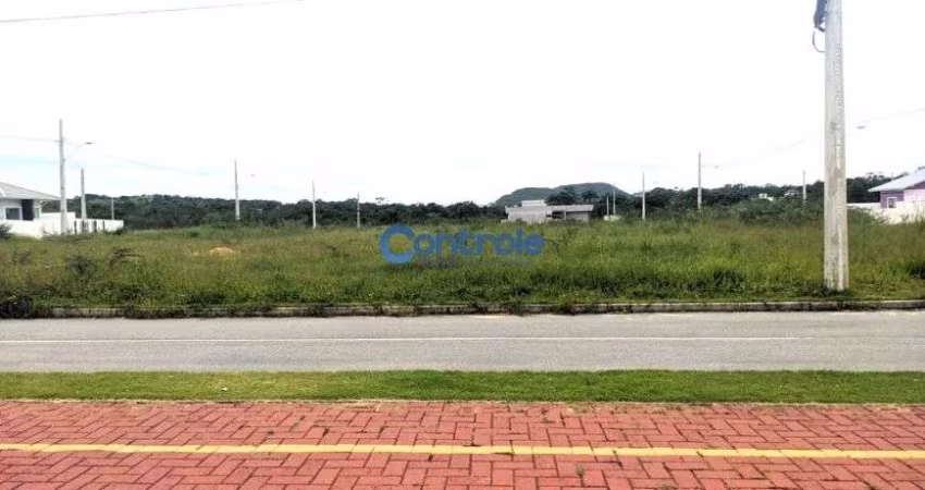 Terreno no bairro Forquilhas, em São José.