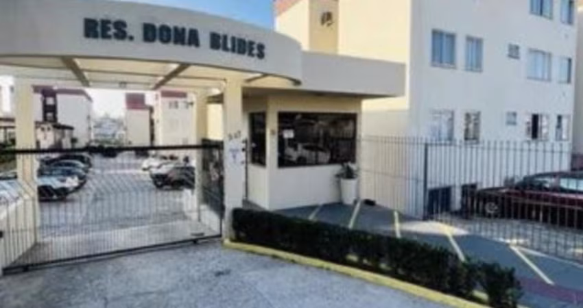 Apartamento c/ 02 dormitórios no bairro Jardim Atlântico, Florianópolis/SC