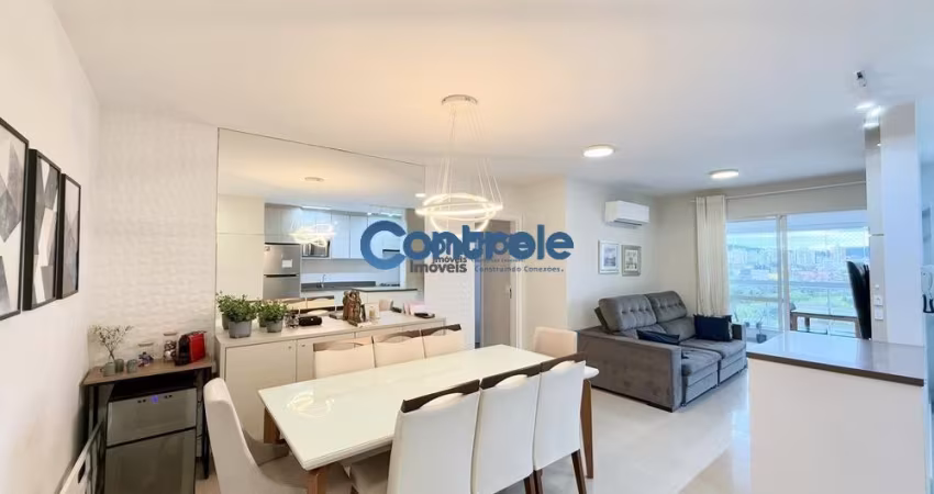 Apartamento com 3 dormitórios sendo 1 suíte em Barreiros/São José, SC