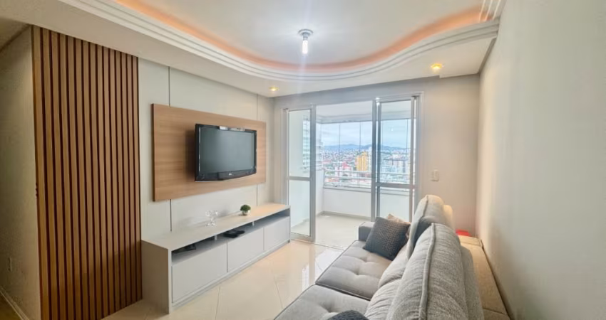 Apartamento 3 dormitórios com suíte - Campinas - São José/SC