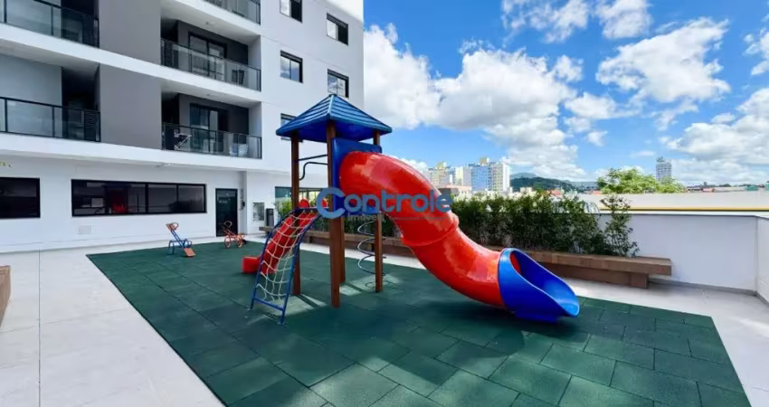 Apartamento com 3 dormitórios no Vivendas Home Club, no bairro Areias em São José.