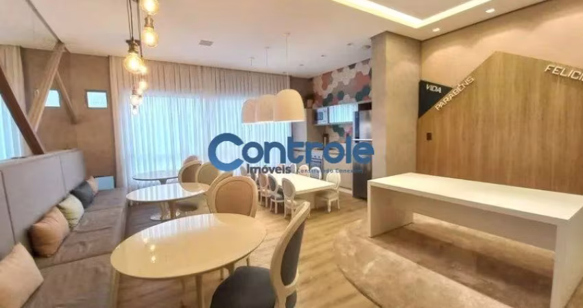 Apartamento com 03 dormitórios, sendo 01 suíte e 02 vagas mobiliado em Campinas
