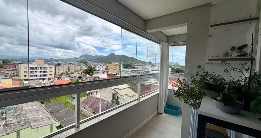 Apartamento com 3 quartos à venda na Prefeito Cantidio Virissimo, 321, Universitários, Biguaçu