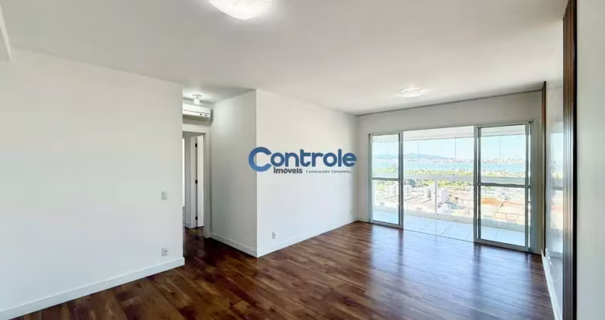 Apartamento com 3 quartos à venda na Rua Heriberto Hulse, 1, Serraria, São José