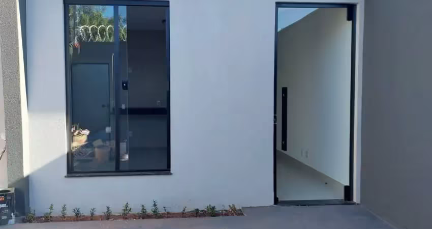 Casa com 2 quartos à venda no Jardim Canaã, Uberlândia 