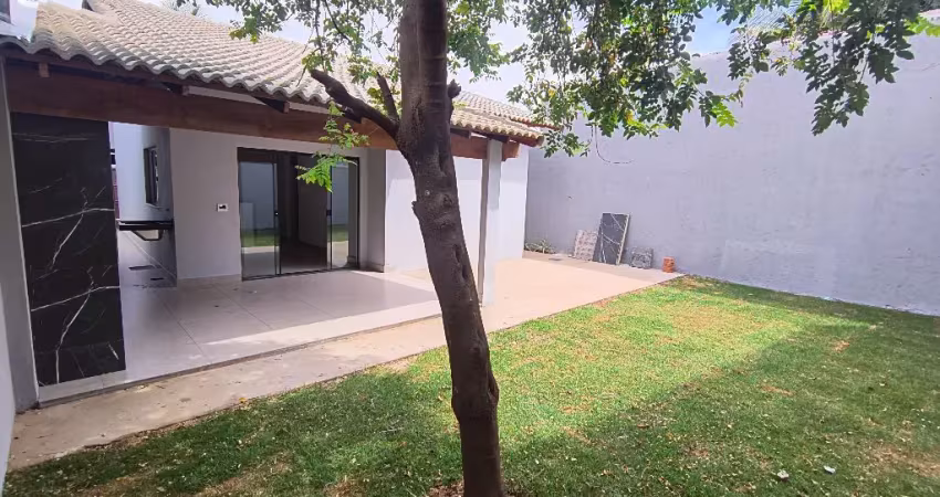 Linda casa  no bairro jardim europa , próxima ao colégio tiradentes.