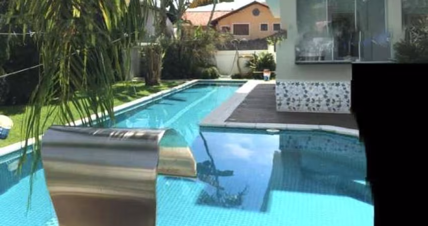 Casa para Venda em Florianópolis, Jurerê Internacional, 4 dormitórios, 2 suítes, 5 banheiros, 3 vagas