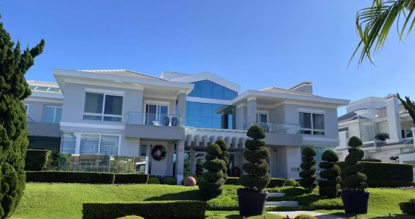 Casa Alto Padrão para Venda em Florianópolis, Jurerê Internacional, 7 dormitórios, 5 suítes, 11 banheiros, 10 vagas