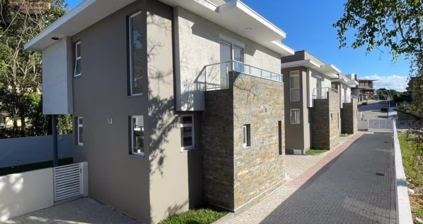 Casa Alto Padrão para Venda em Florianópolis, Santo Antônio de Lisboa, 3 dormitórios, 3 suítes, 4 banheiros, 2 vagas