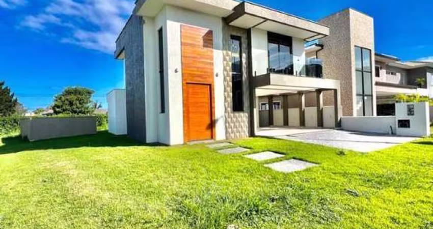 Casa Alto Padrão para Venda em Florianópolis, São João do Rio Vermelho, 3 dormitórios, 3 suítes, 1 banheiro, 4 vagas