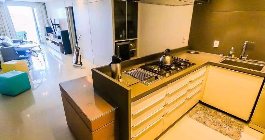 Apartamento para Venda em Florianópolis, 3 dormitórios, 3 suítes, 4 banheiros, 3 vagas