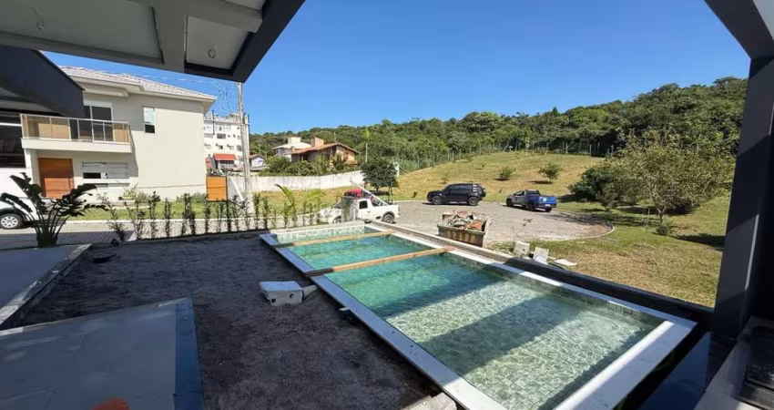Casa para Venda em Florianópolis, Ingleses do Rio Vermelho, 4 dormitórios, 4 suítes, 5 banheiros, 2 vagas