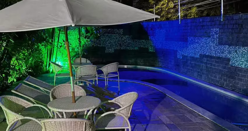 Apartamento 2 Quartos na Torre | Pronto para Morar | Móveis Fixos