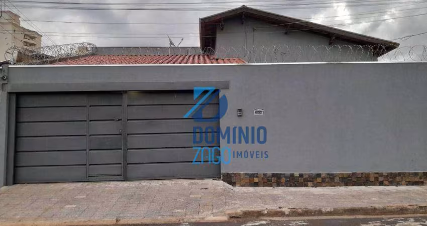 Casa com 3 dormitórios à venda, 195 m² por R$ 850.000,00 - Mercês - Uberaba/MG