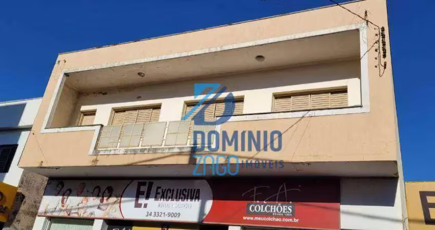 Apartamento para alugar na rua triastão de castro, são benedito