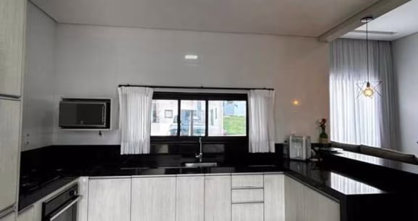 Casa Terrea Condominio Mantova com 3 suites - Indaiatuba