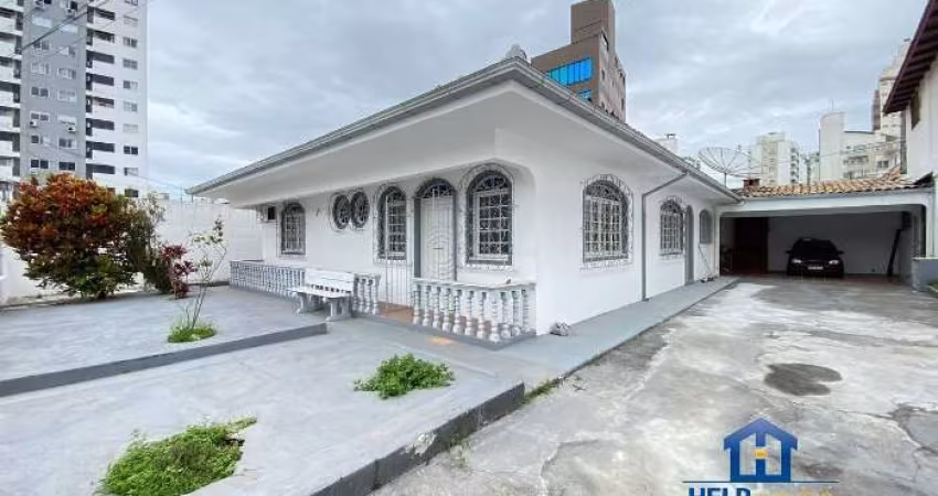 Casa com 3 quartos para alugar na Rua Pedro Cunha, 49, Kobrasol, São José