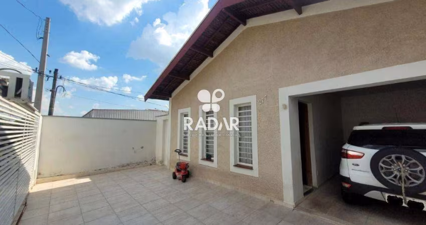 Casa à venda no Jardim Aurélia, com 3 quartos sendo 1 suíte com 171 m²