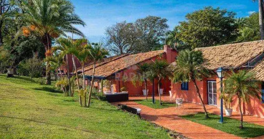 Casa à venda em campinas, vila brandina, com 7 quartos, com 2043 m², entreverdes