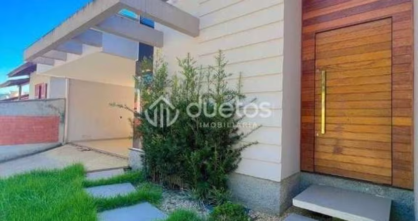 Casa com 3 dormitórios à venda, 117 m² por R$ 690.000,00 - Rio Branco - Brusque/SC