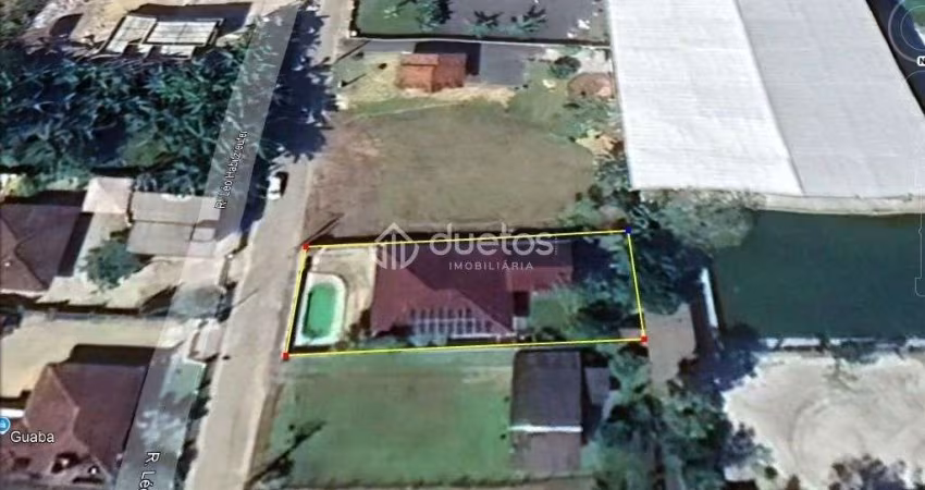 Casa com 3 dormitórios à venda, 247 m² por R$ 700.000,00 - São Pedro - Guabiruba/SC