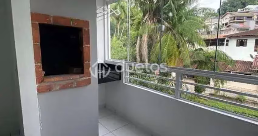 Apartamento no Cedrinho