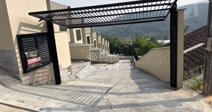Casa com 2 dormitórios à venda, 71 m² por R$ 375.000,00 - Tomás Coelho - Brusque/SC